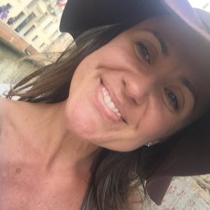 Meet your Posher, Danuza